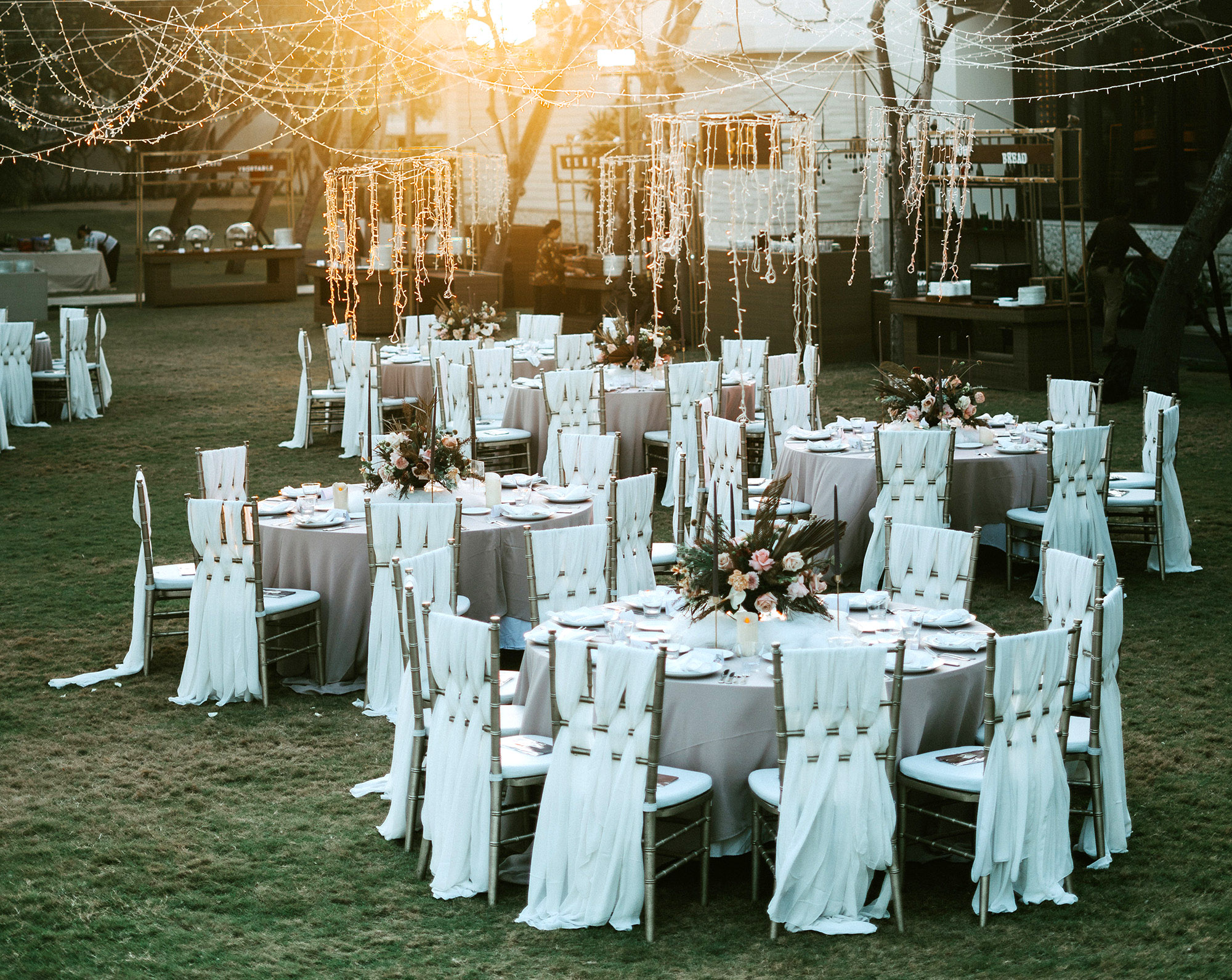 Elevate Your Big Day With A Magic Wedding Emcee